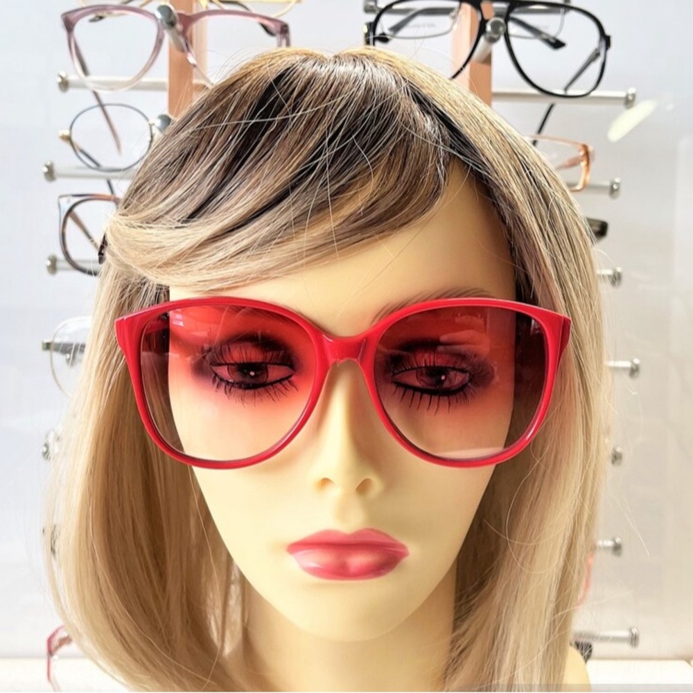 Vintage 1980s Women's Sunglasses Style "ROMA-SP" by St. Moritz